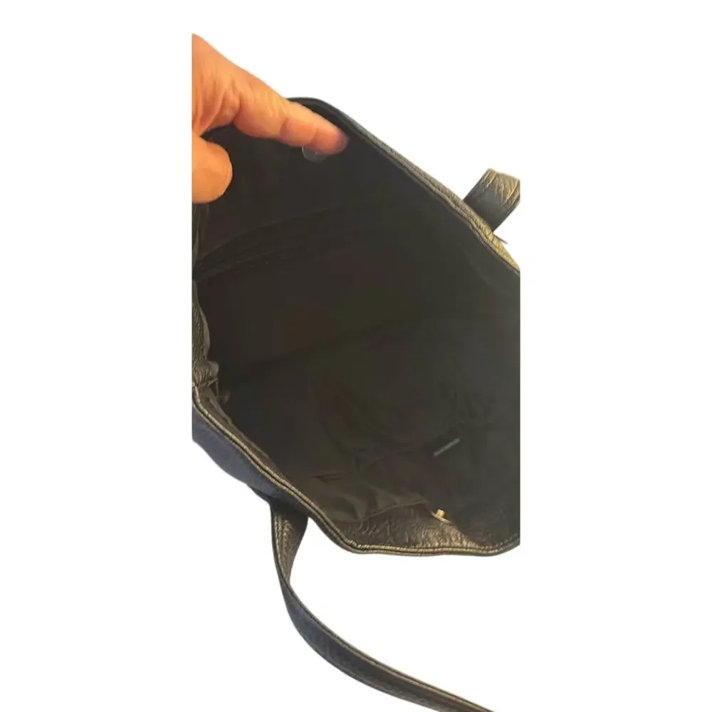 Stone Mountain Black leather Purse